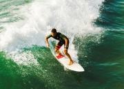 开云平台-赛道上的马刺，锡安在F1揭幕战接管比赛