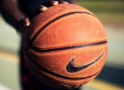 开云体育app-米切尔狂飙40分无人可挡，快船压哨三分绝杀猛龙