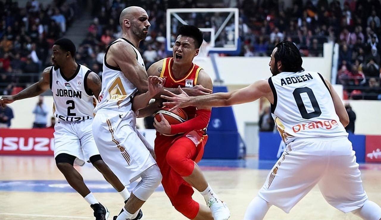 关于比赛中出现争执，球员需冷静处理情绪的信息