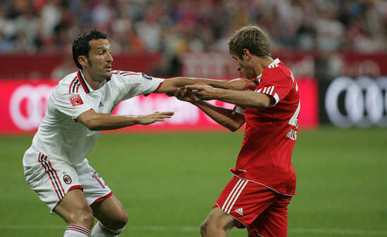 关于AC米兰碾压瑞典，穆勒统治全场的信息