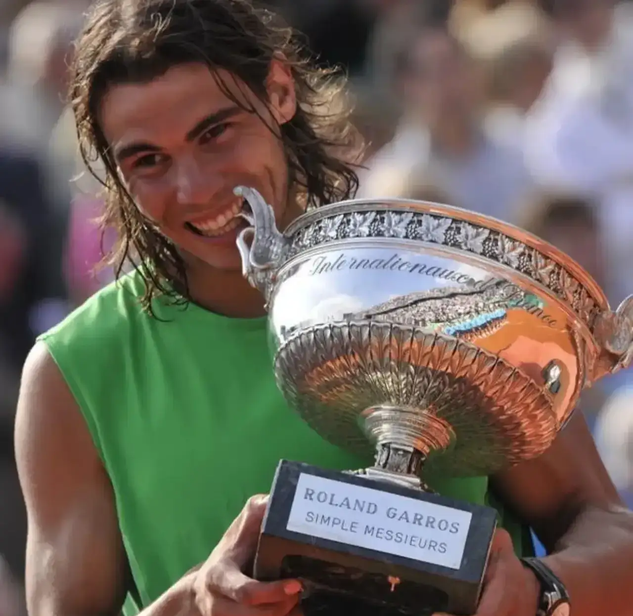 包含西班牙网球队血洗法国网球队，纳达尔爆发神勇的词条