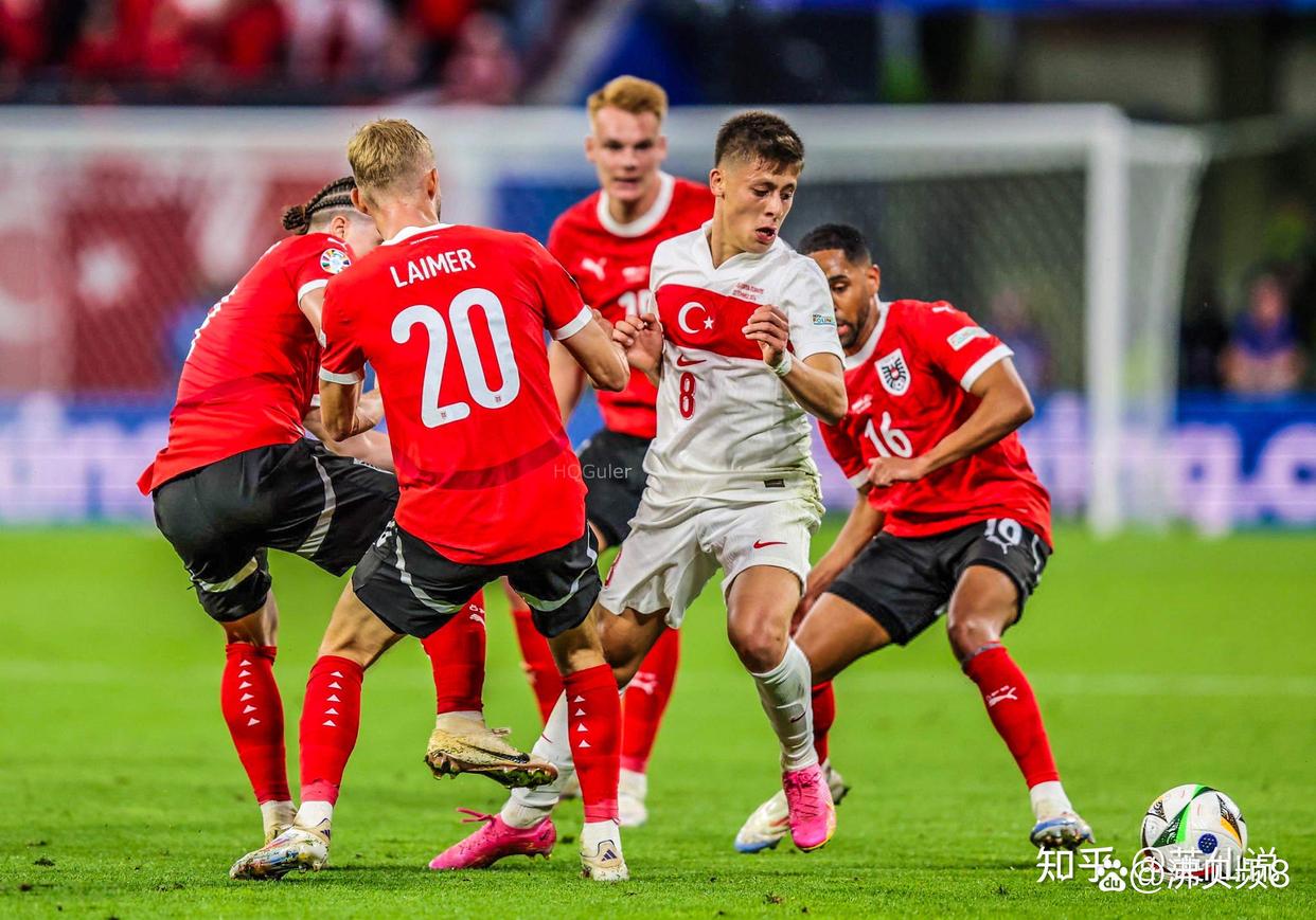 关于土耳其横扫拜仁，布鲁诺·费尔南德斯一己之力扛起全队的信息