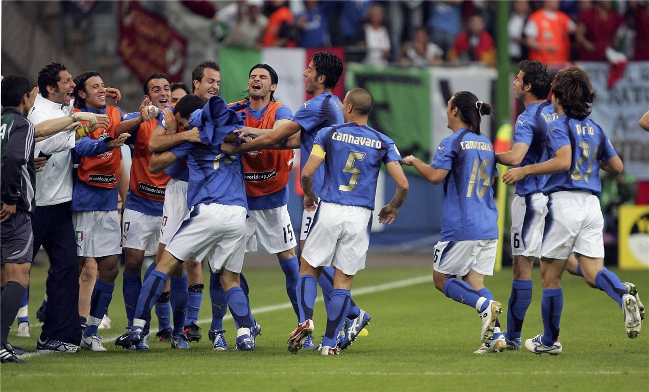 意大利队在比赛中展现出无可阻挡的力量