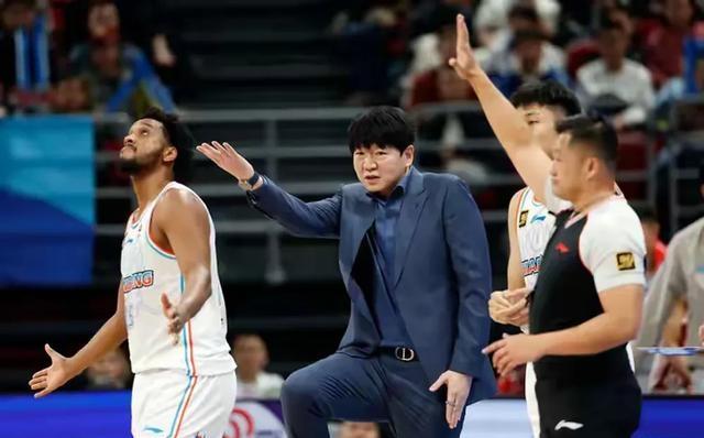 山东男篮豪取五连胜，成为赛季黑马