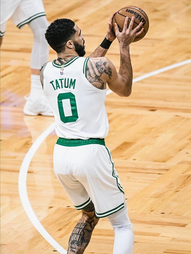 关于凯尔特人力克马刺，取得三连胜的信息