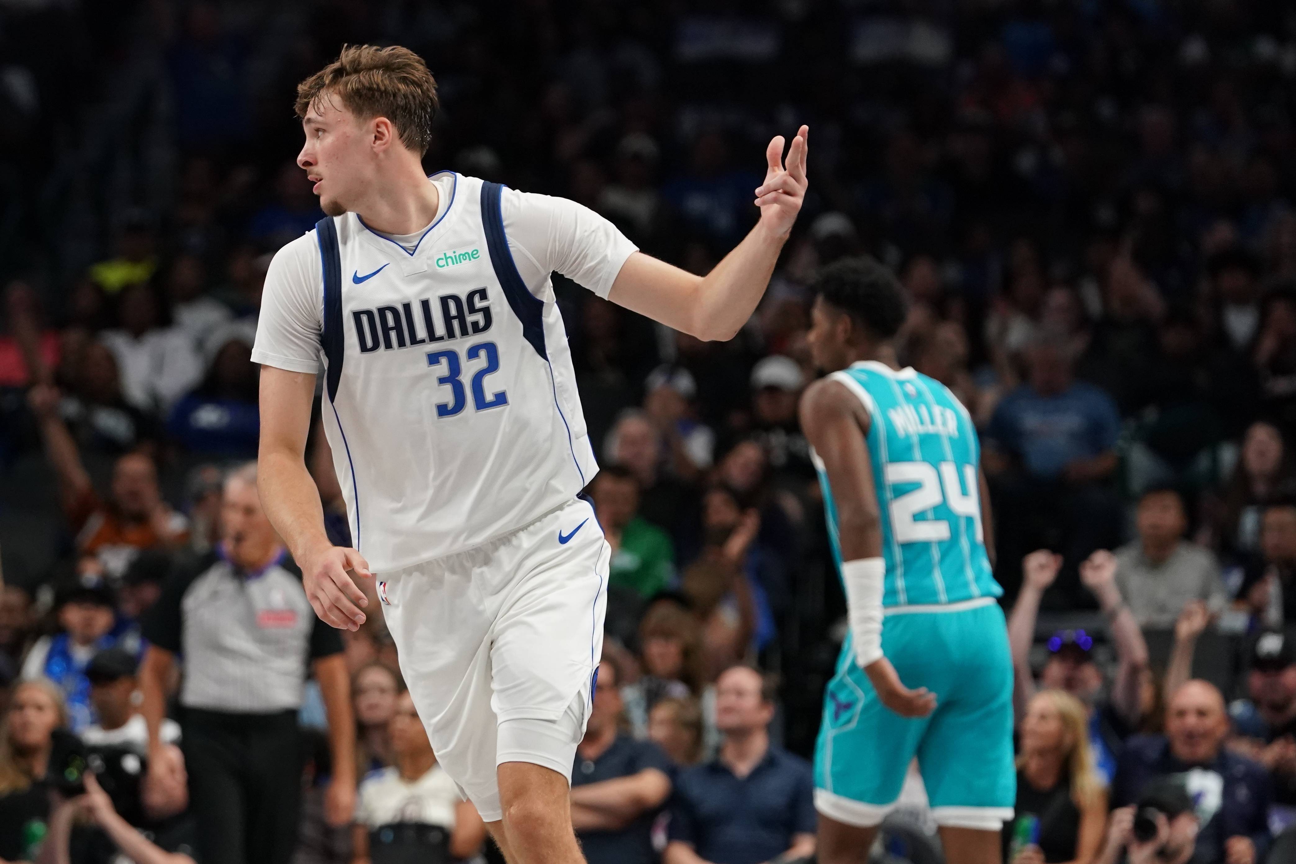 包含热火力克加拿大男篮，波尔津吉斯送出助攻的词条