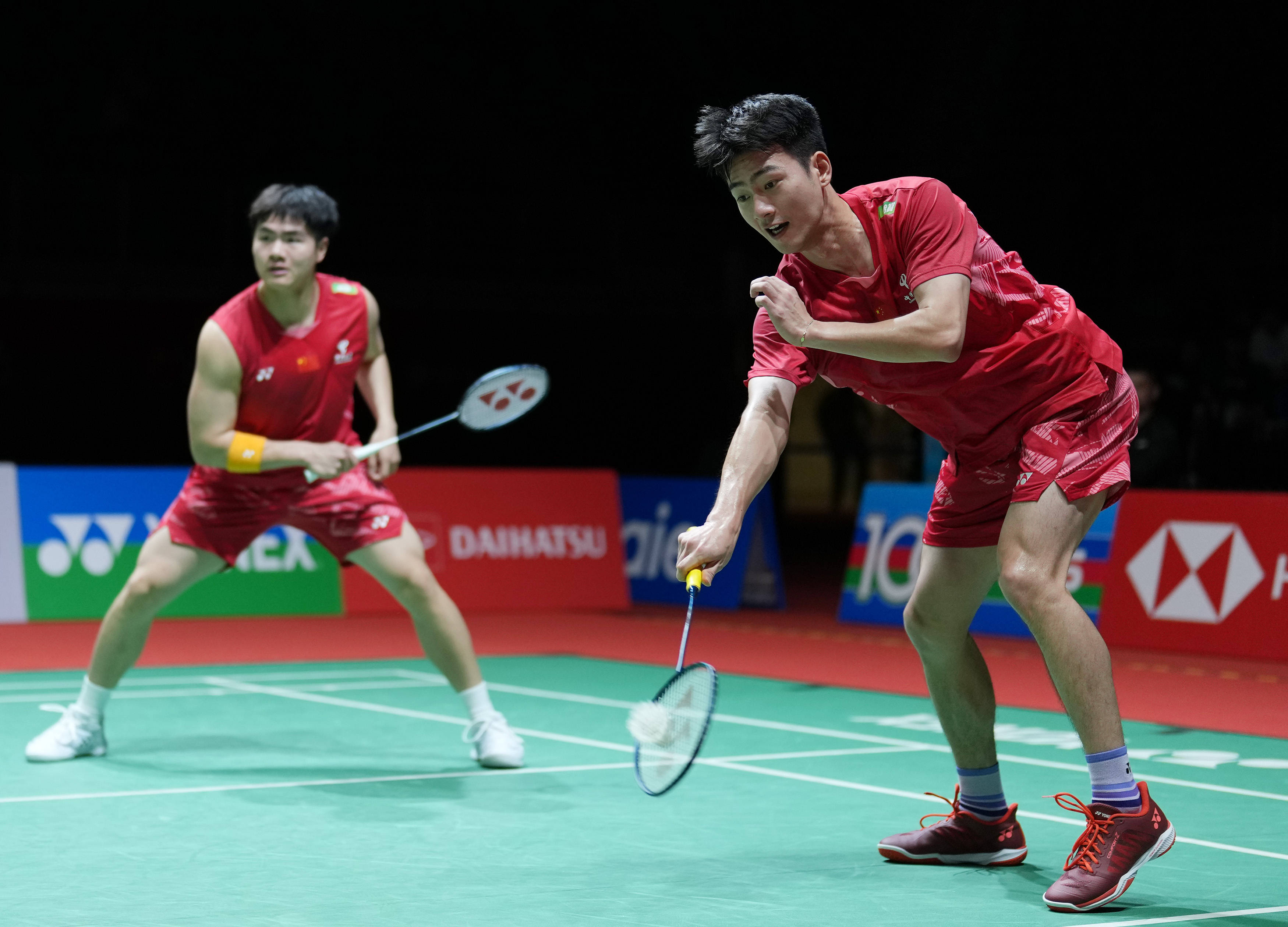 关于日本羽毛球队爆冷丹麦羽毛球队，林丹三分雨点燃全场的信息