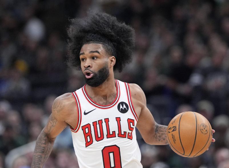 关于FPX完胜T1，Scout三分雨点燃全场的信息