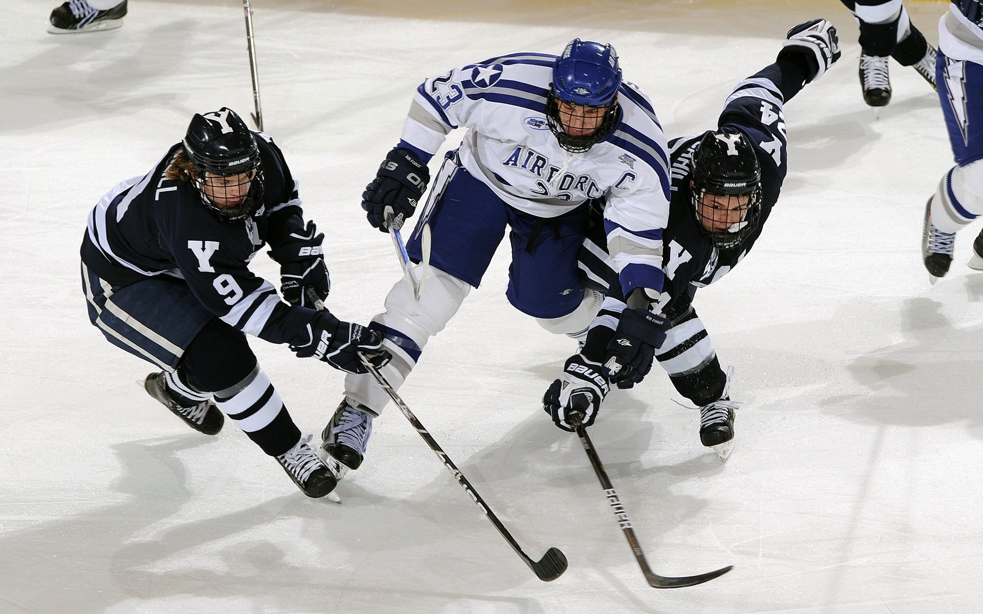 马克西狂飙突进！掘金防线在他面前形同虚设，骑士主场见证无解进攻