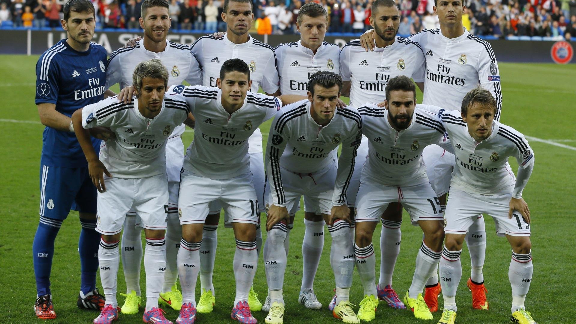 那不勒斯奇迹夜，欧冠半决赛焦点战，蓝衣军团如何淘汰银河战舰