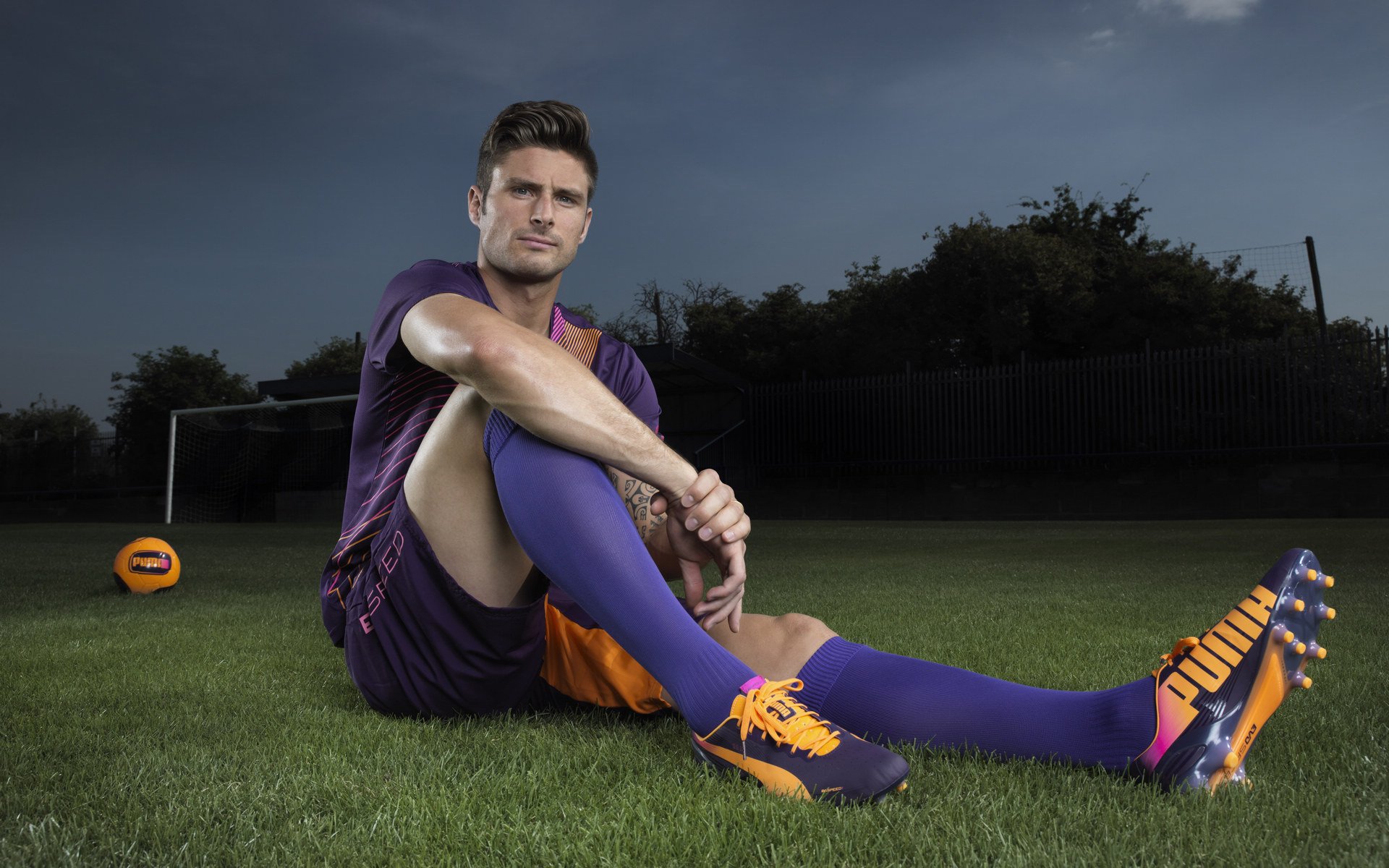 弗拉霍维奇贡献制胜表现,西班牙逆转尼斯,一场战术与意志的较量